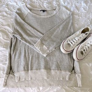 EUC American Eagle crew neck side zip three quarter sleeve sweatshirt.